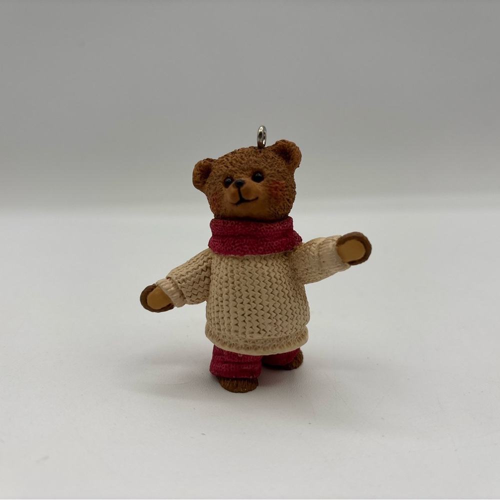 Hallmark Keepsake Ornament 2002 Calvin Carver Fifth In The Snow Cub Club Collect
